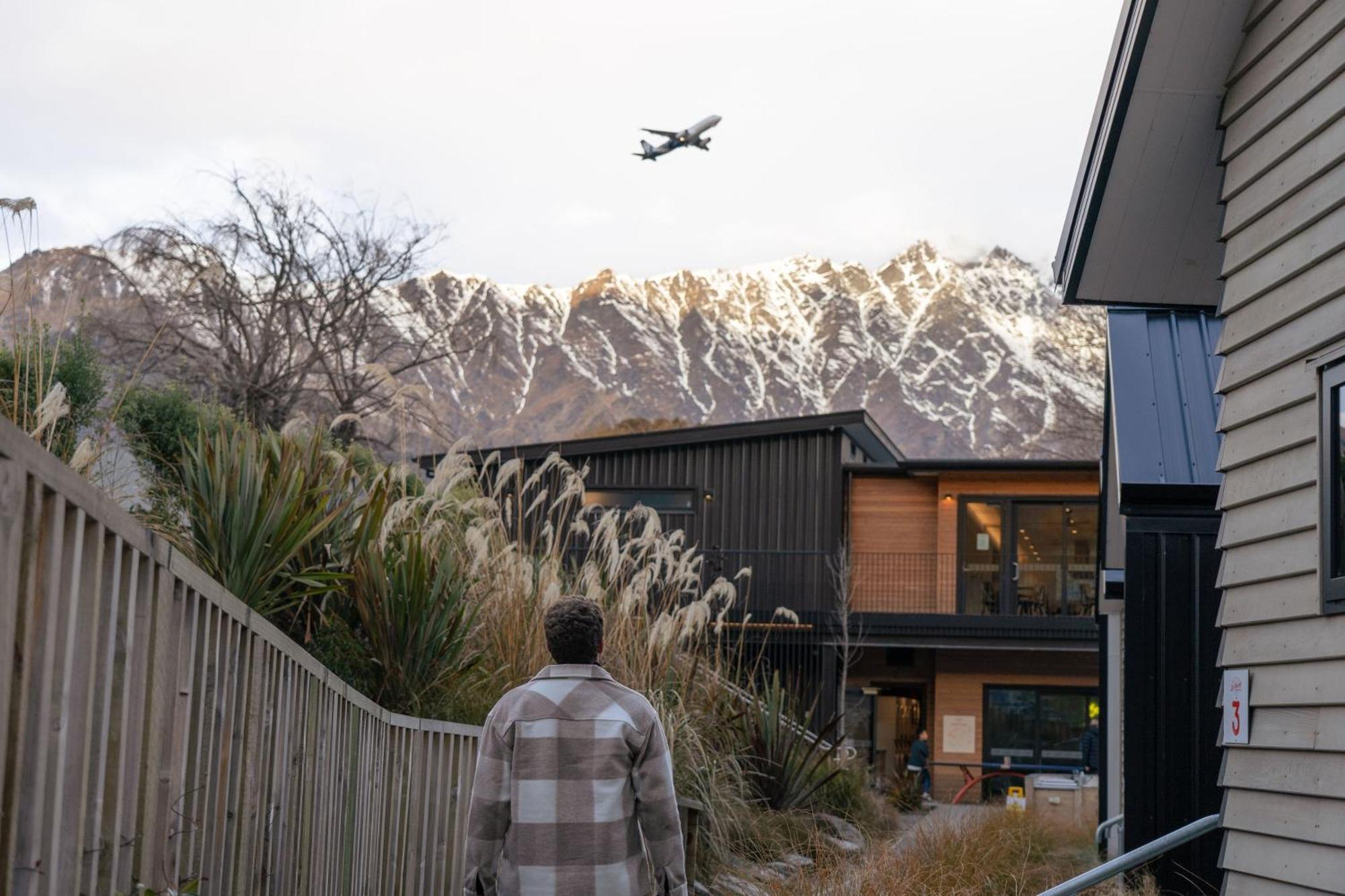 Driftaway Queenstown Exteriör bild